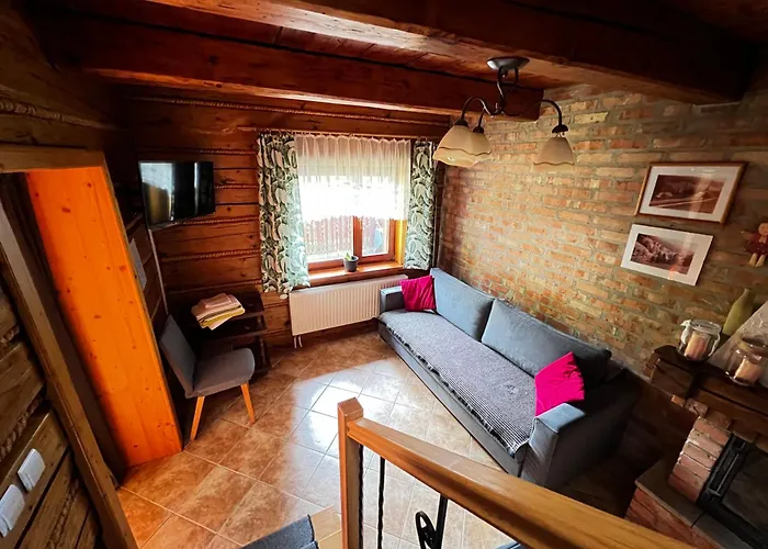 W Szczyrku منزل للإقامة